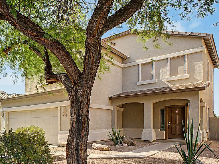 41342 W Capistrano Dr — Photo 4