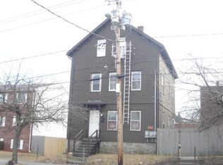 131 Peckham St, Fall River, MA 02724