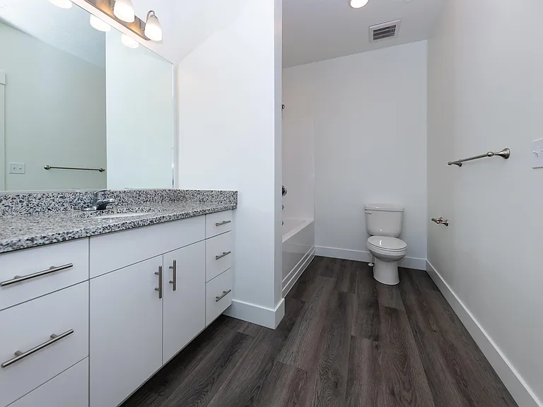 459 W 15 S #D304 — Photo 13