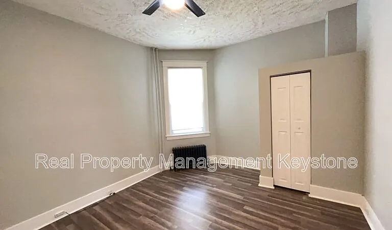 1247 Chartiers Ave #4 — Photo 5