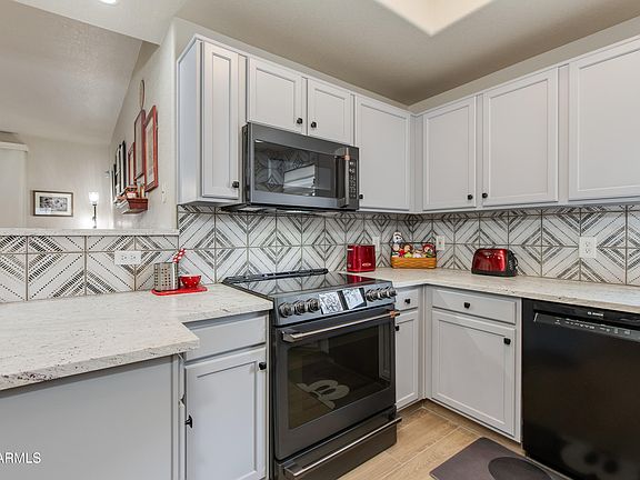 2nd image of 11680 E SAHUARO Drive #1059