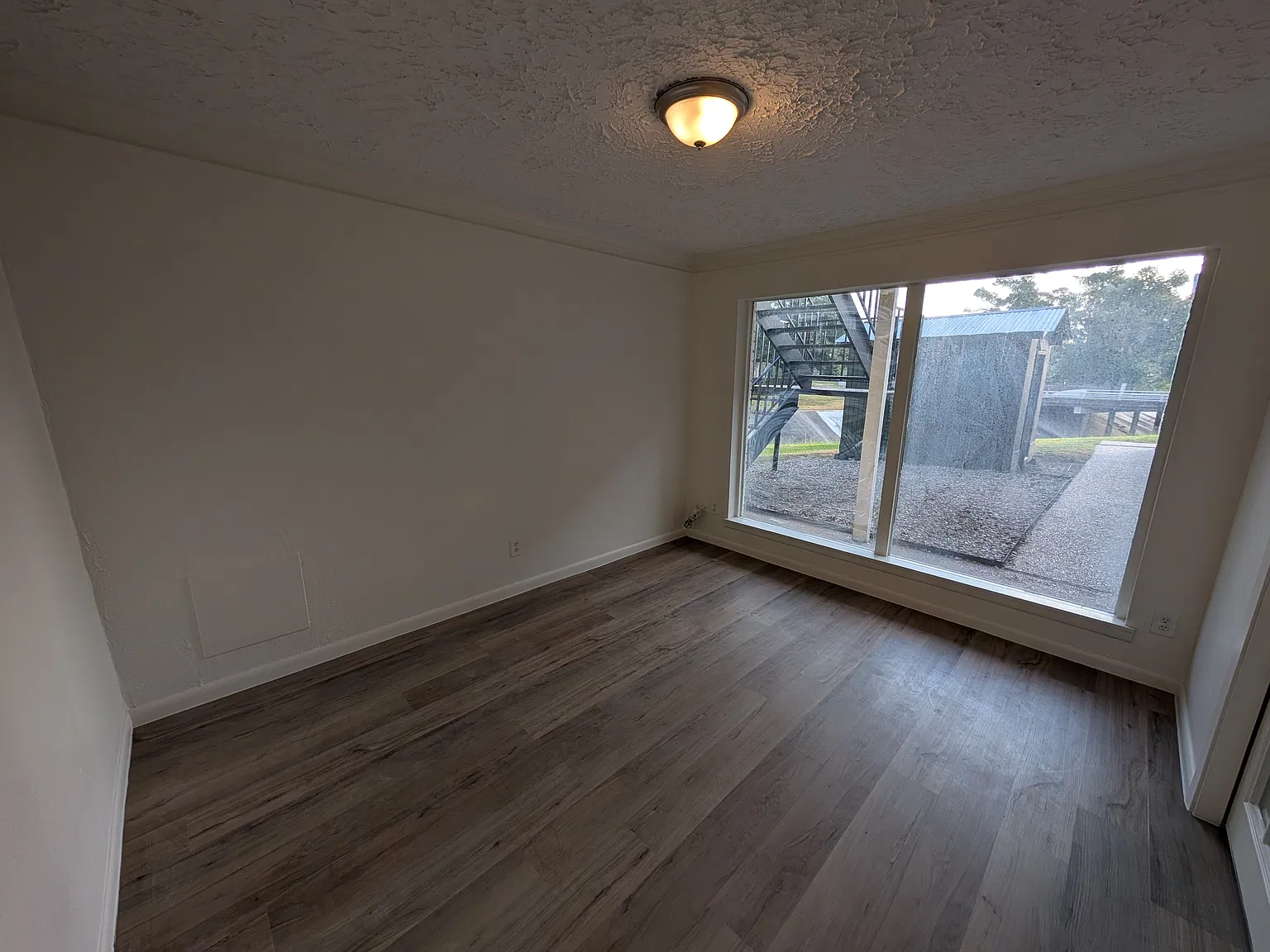 3 bed, $1,500 — Photo 4