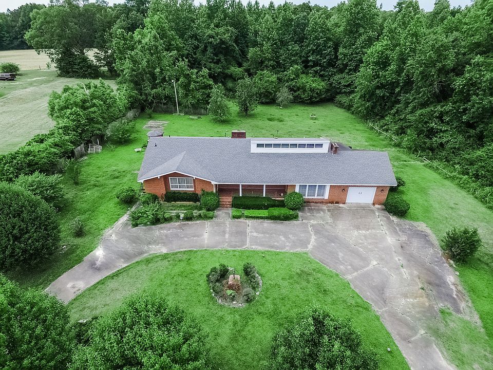 2nd image of 390 Keysville Rd