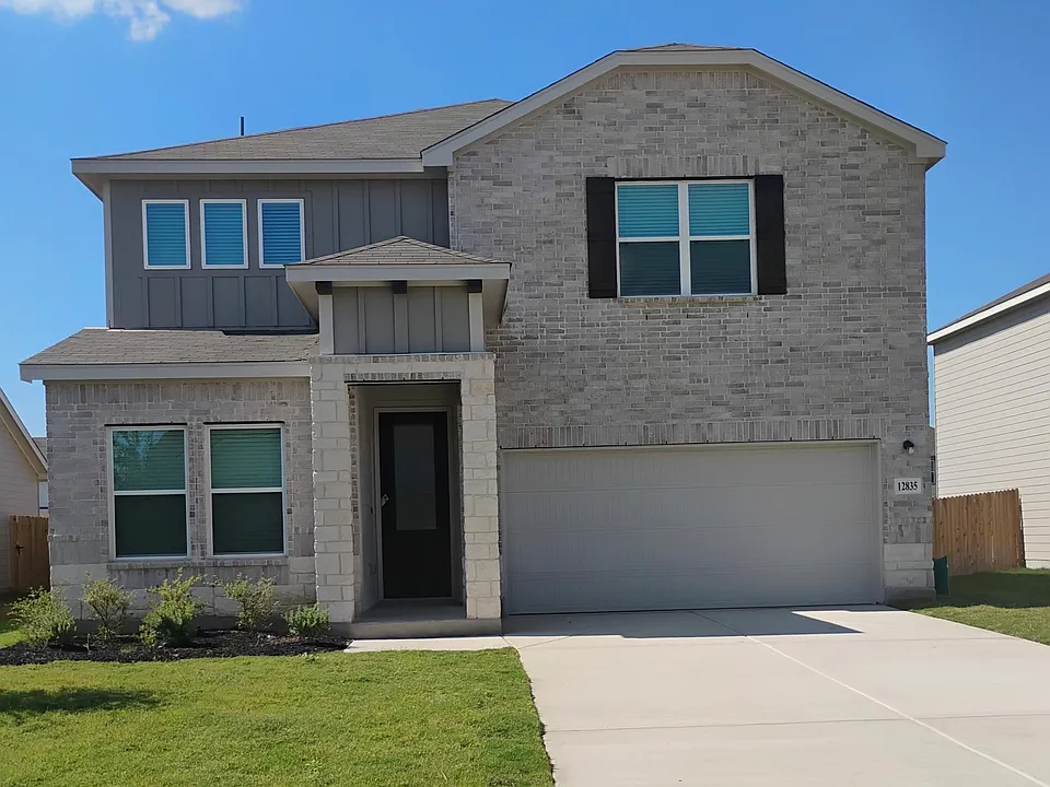 12835 Lower Peach Way