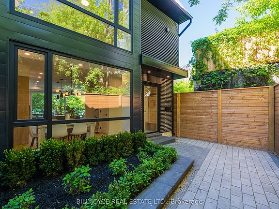 3rd image of 350 Lee Ave