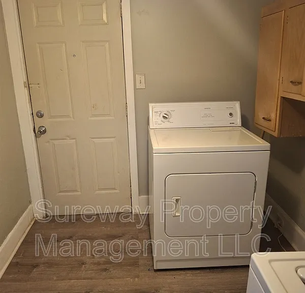 25 Camden Ave #A — Photo 11