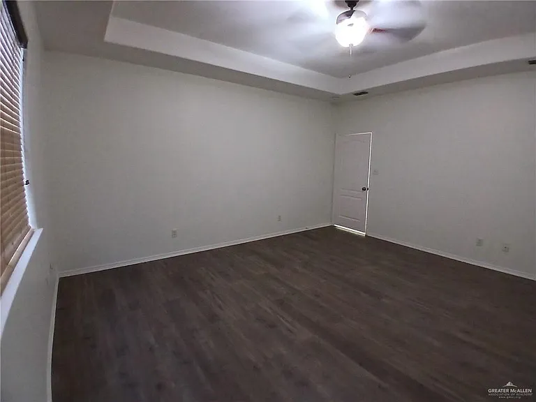 130 San Jacinto St — Photo 12