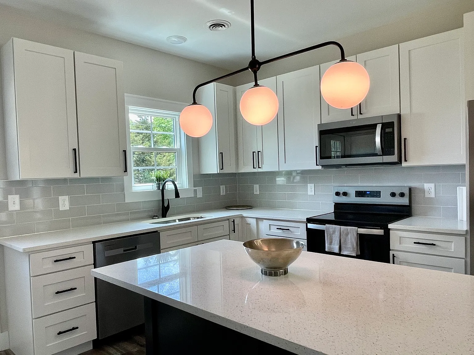 206 Browder Rd — Photo 2