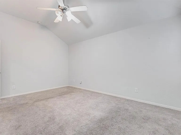 10627 Ince Ln — Photo 18