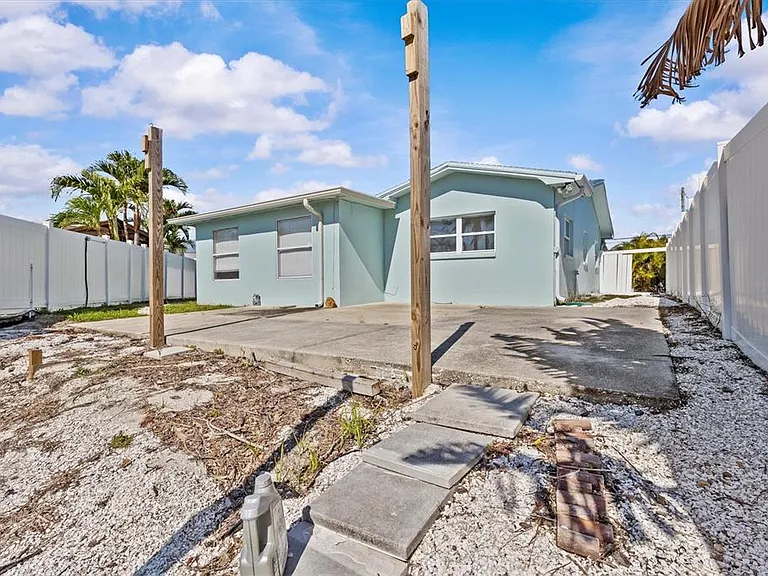 310 Westwinds Dr — Photo 32