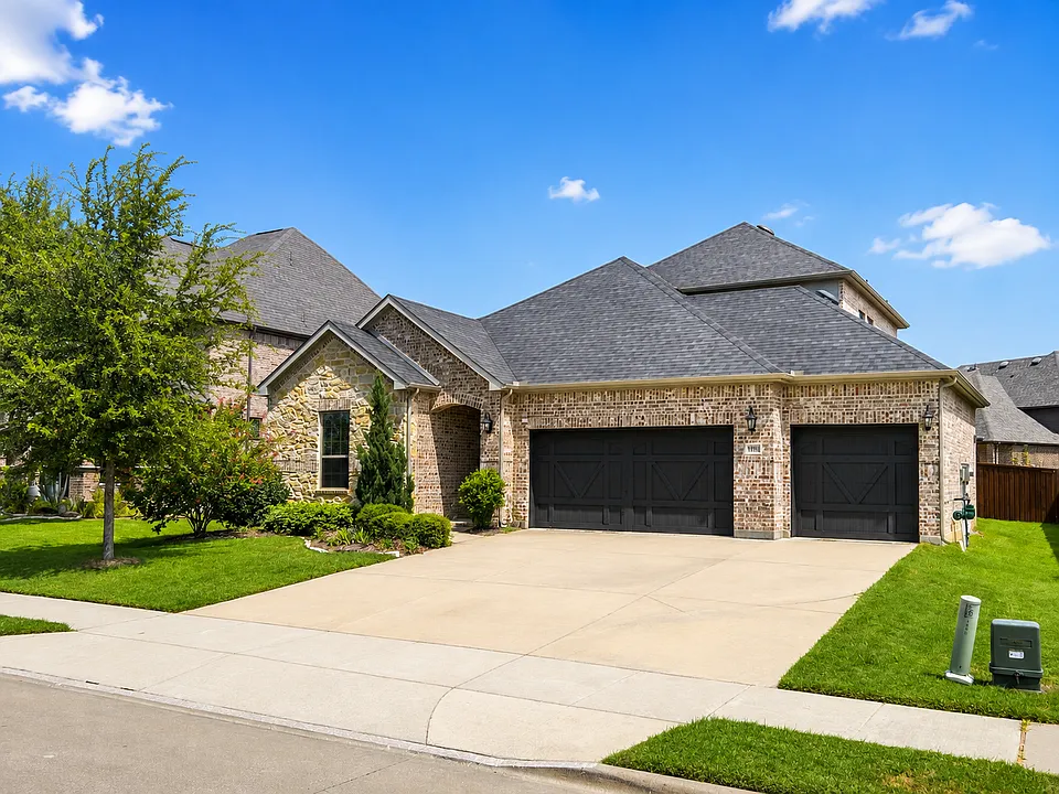 1304 Torrent Dr