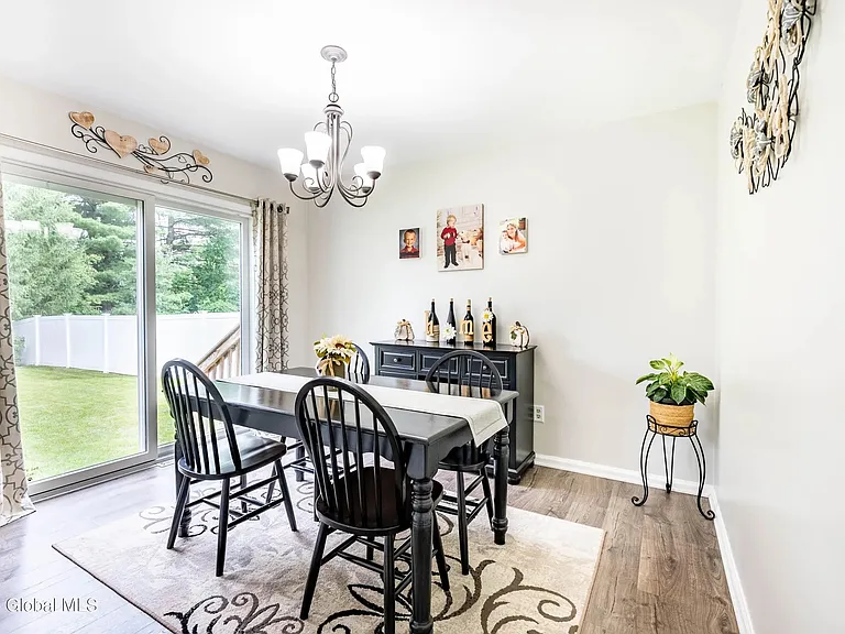 10 Corina Ct — Photo 13