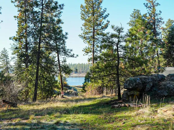 12326 S 8th St, Medical Lake, WA 99022