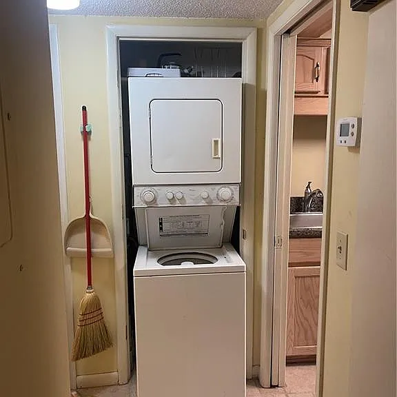 800 Mallery St #61 — Photo 10