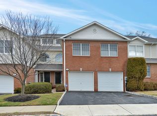 15 Waldeck Ct #19, West Orange, NJ 07052