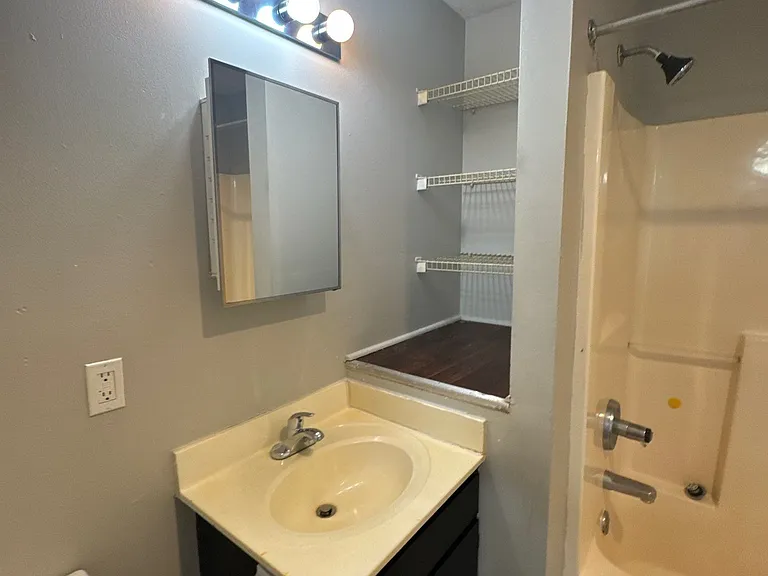4103 Blue Lick Ct #6 — Photo 11