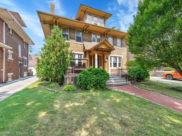 1970 Longfellow St, Detroit, MI 48206