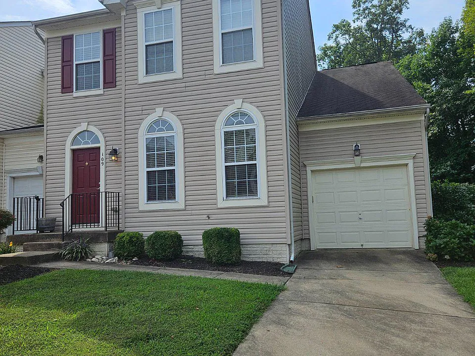 109 Palmer Ct