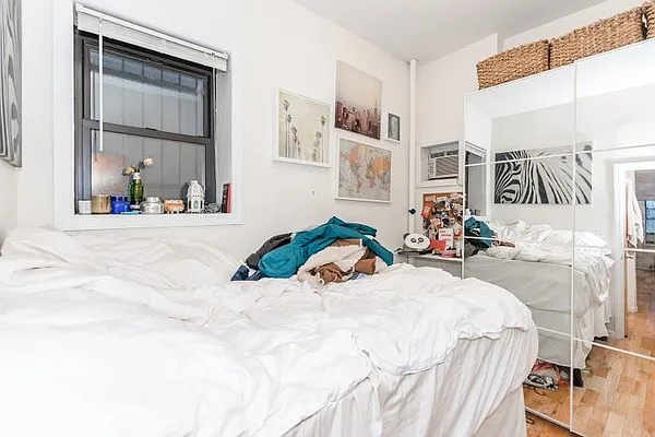 Rented by Gioia Realty | media 15