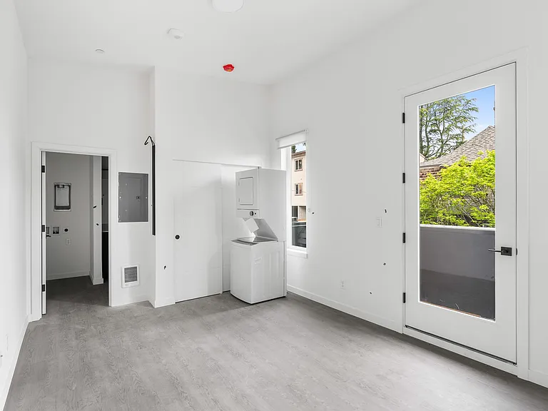 Modern New Construction - Minutes From Downtown Pdx & Ohsu — Photo 19