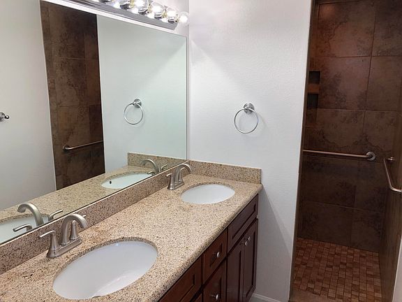 4th image of 4021 E Sheena Dr