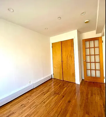 Rented by EXR | media 17