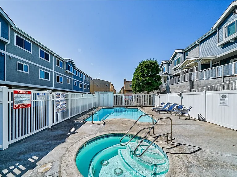 21901 Moneta Ave #10 — Photo 5