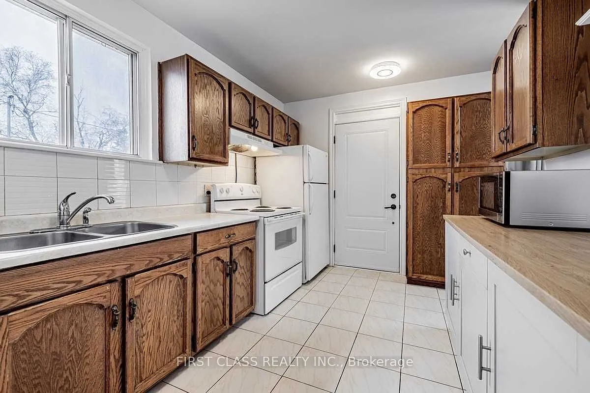 3 bed, $2,750 — Photo 3
