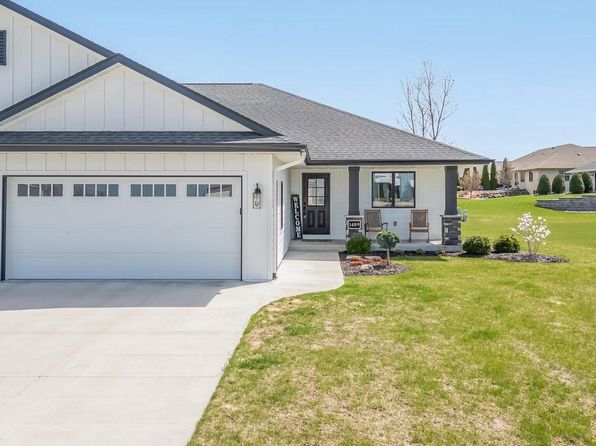 1409 Center AVENUE, Oostburg, WI 53070