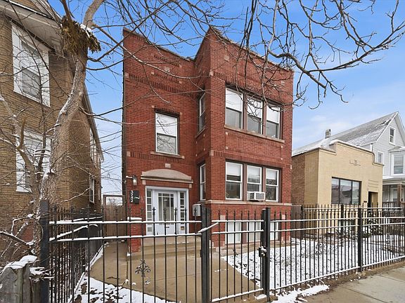 2nd image of 3742 W Diversey Ave