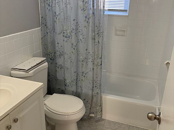 5th image of 16411 95th St #2