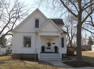433 Orchard St, Burlington, WI 53105