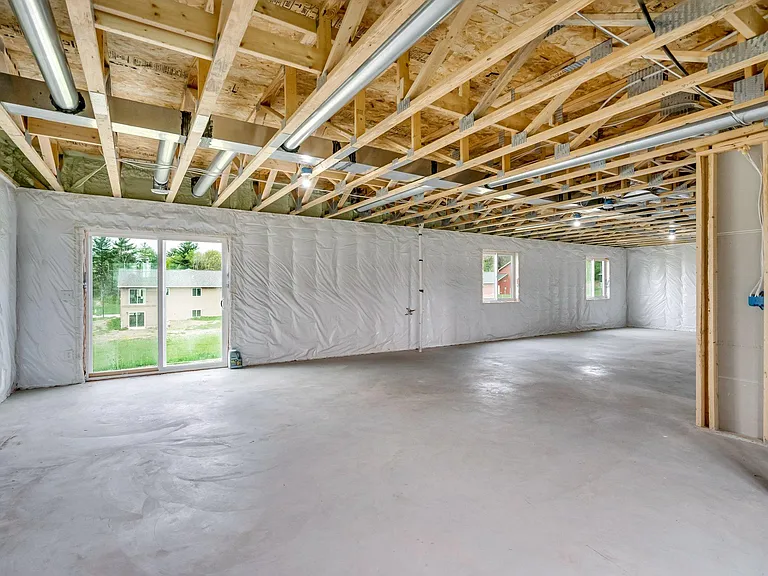 335 Cypress St — Photo 25