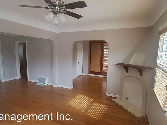 2nd image of 863 Crestwood Ter
