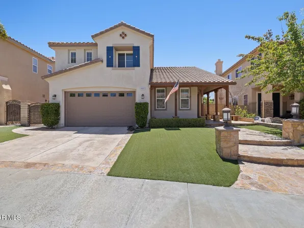 17114 Crest Heights Dr, Santa Clarita, CA 91387