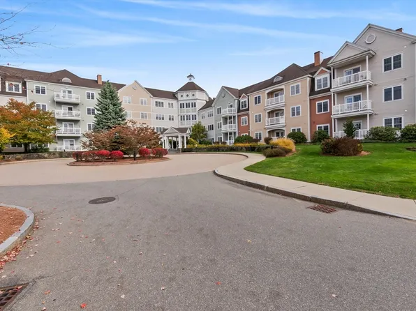 6 Woodman Way Unit 122, Newburyport, MA 01950