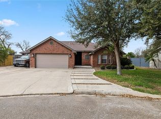 1704 Crown Pointe Blvd, Mission, TX 78572