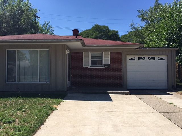 1st image of 21911 Sloman Ave