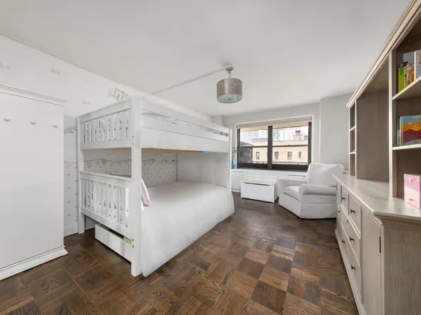 505 East 79th Street 7L image 8 of 9