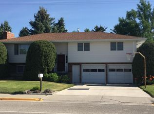 805 4th Ave SW, Conrad, MT 59425