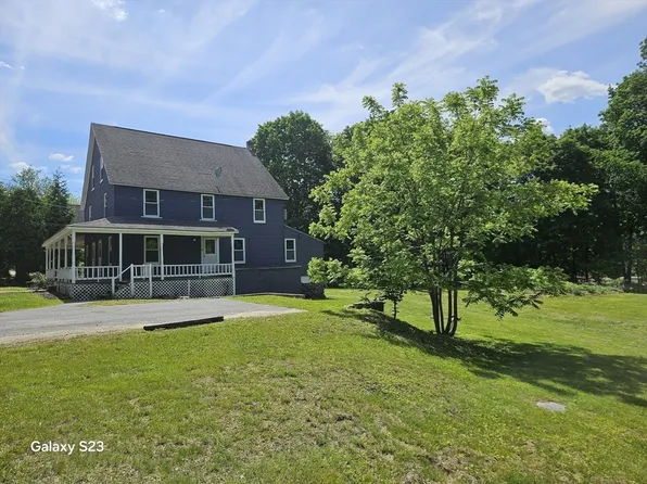 4 Gates Ter, Sterling, MA 01564