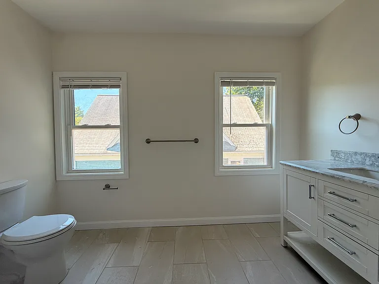 622 Hope St #3 — Photo 13