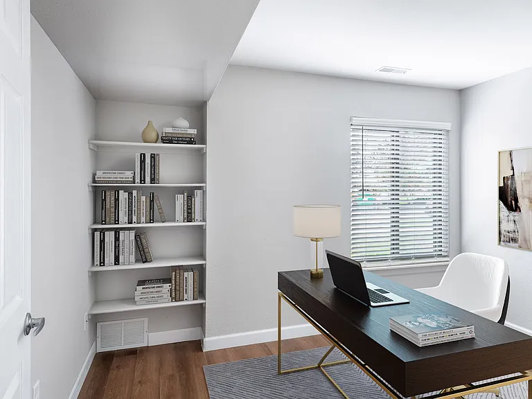 Oak Hill Apartments — Photo 13