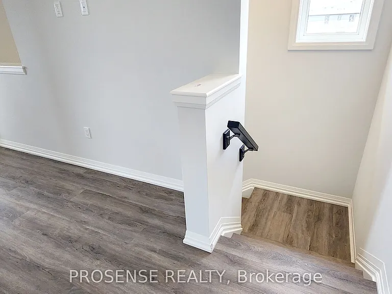 15 Samuel Ave — Photo 10