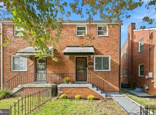 819 Adrian St SE, Washington, DC 20019