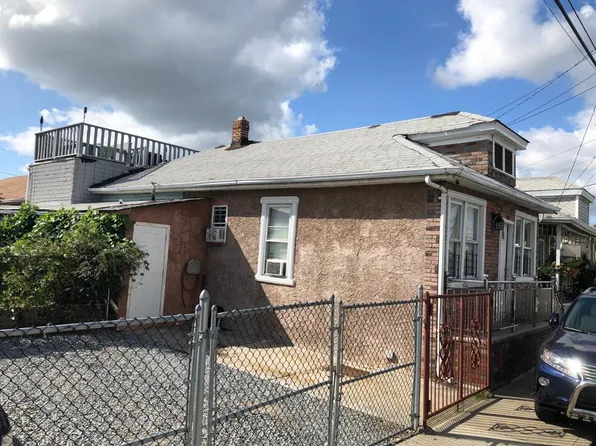 195 Beach 24th Street image 3 of 30