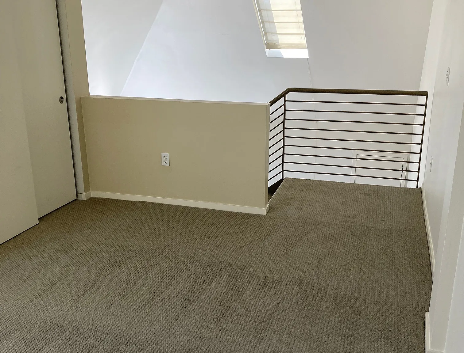 1 bed, 848 sqft, $3,999 — Photo 3