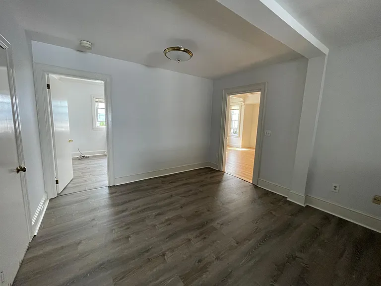 16 Mann Ave #1B — Photo 11