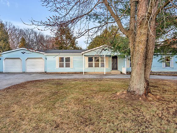 2nd image of 14865 Heritage Dr W