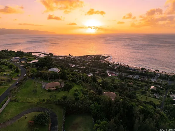 59-414 Makana Rd #1, Haleiwa, HI 96712